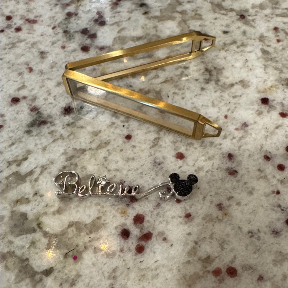 Origami Owl Gold Bar Living Locket with “Believe" Mickey charm - Picture 2 of 2